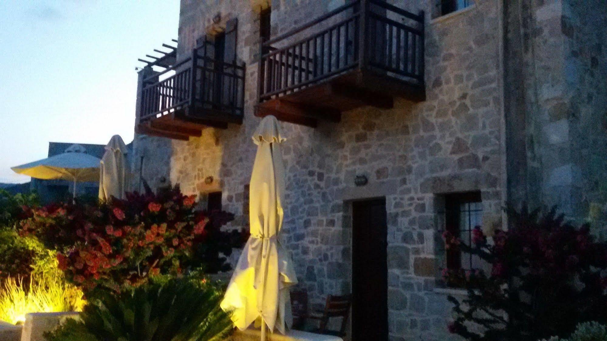 Lithos Traditional Guest Houses Xerokampos  Extérieur photo